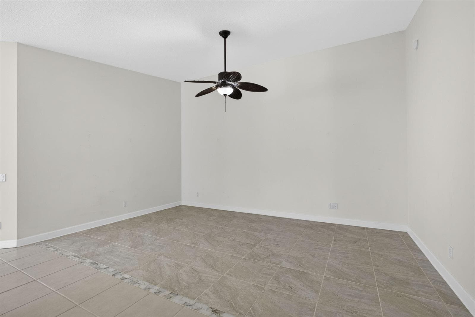 8093 Montserrat Place photo 17