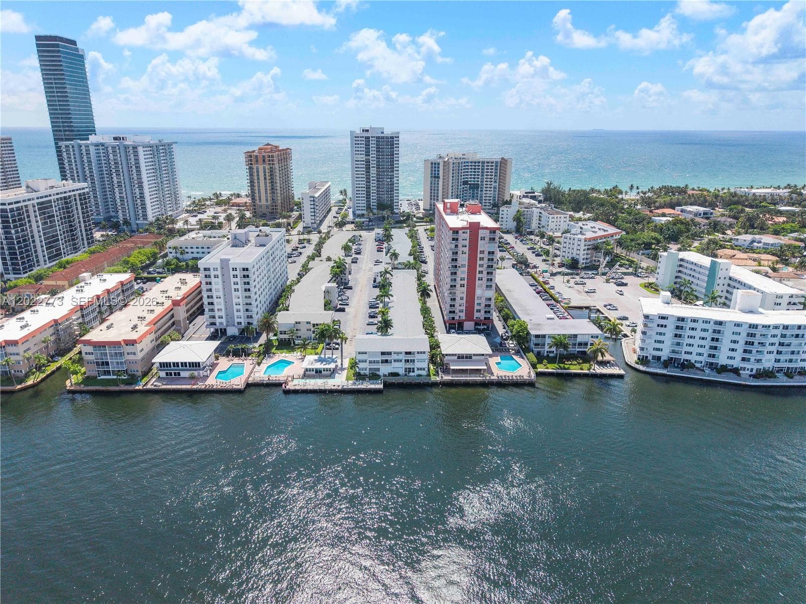 3133 Ocean Dr 318 photo 24