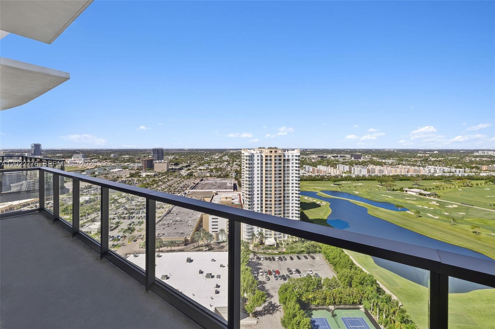 101 Diplomat Pkwy PH2703 photo 8
