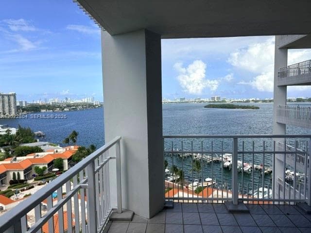 4000 Towerside Ter 1803 photo 4