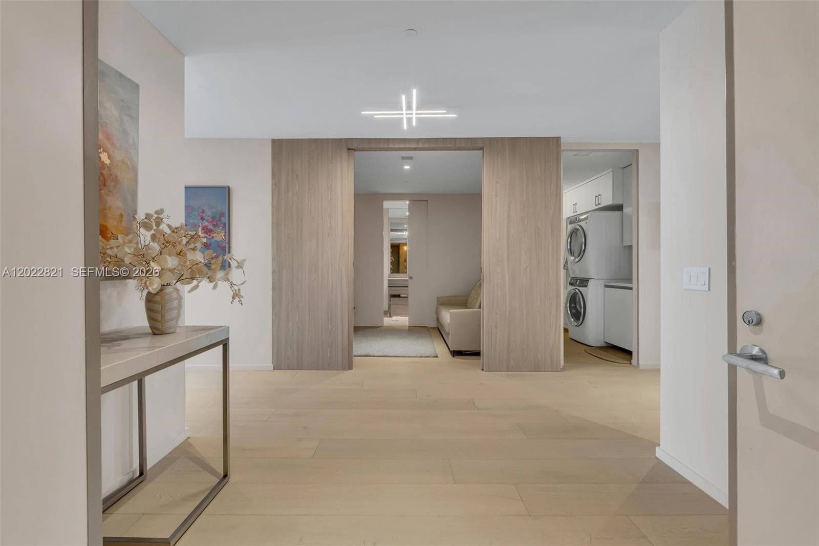 18975 Collins Ave 2802 photo 3