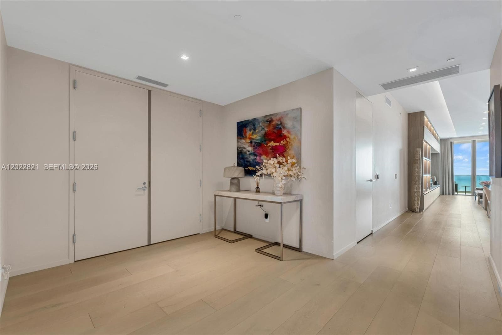 18975 Collins Ave 2802 photo 4