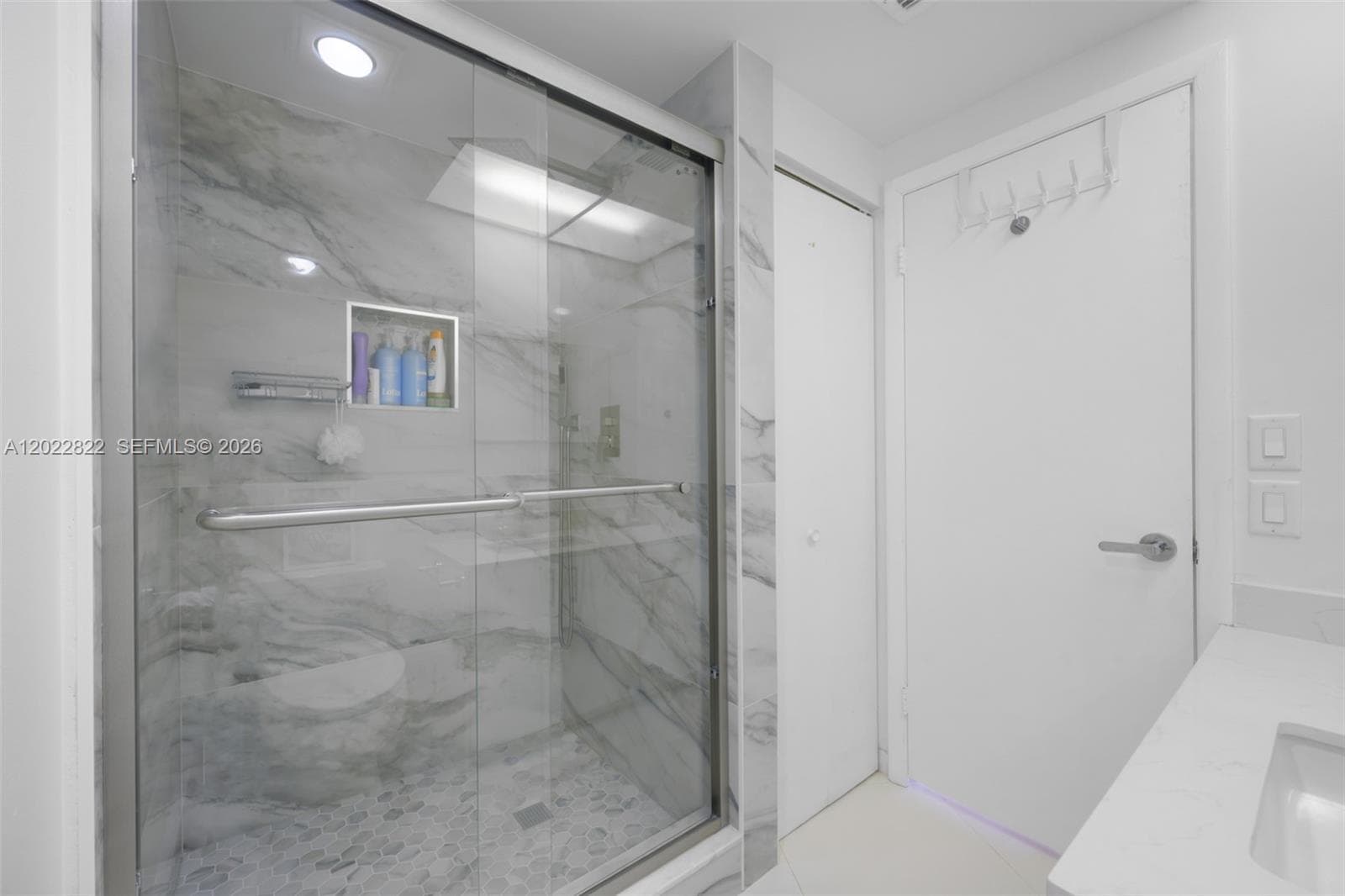 20281 Country Club Dr 2310 photo 10
