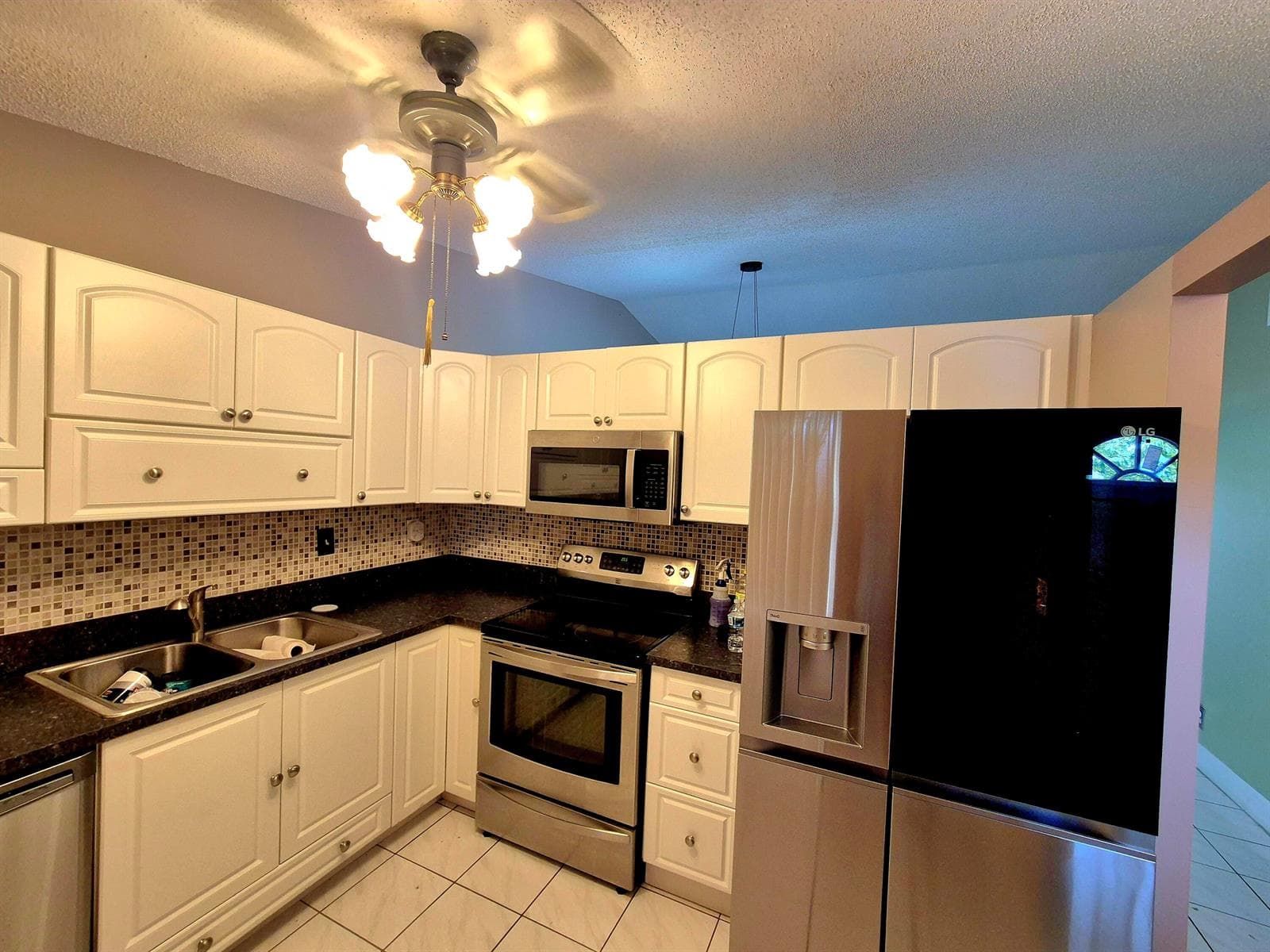 540 NW 43rd Street photo 6