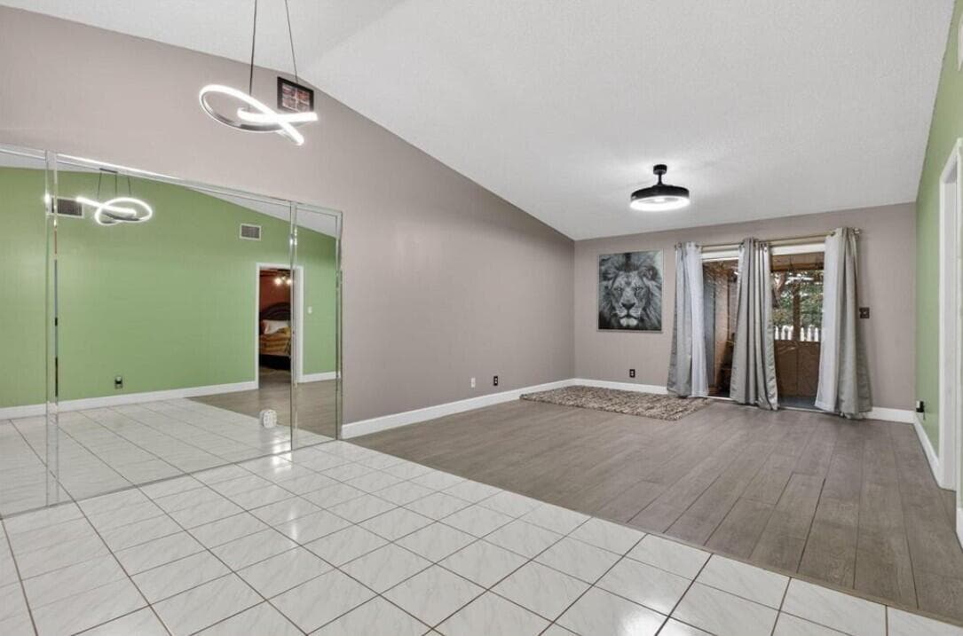 540 NW 43rd Street photo 12