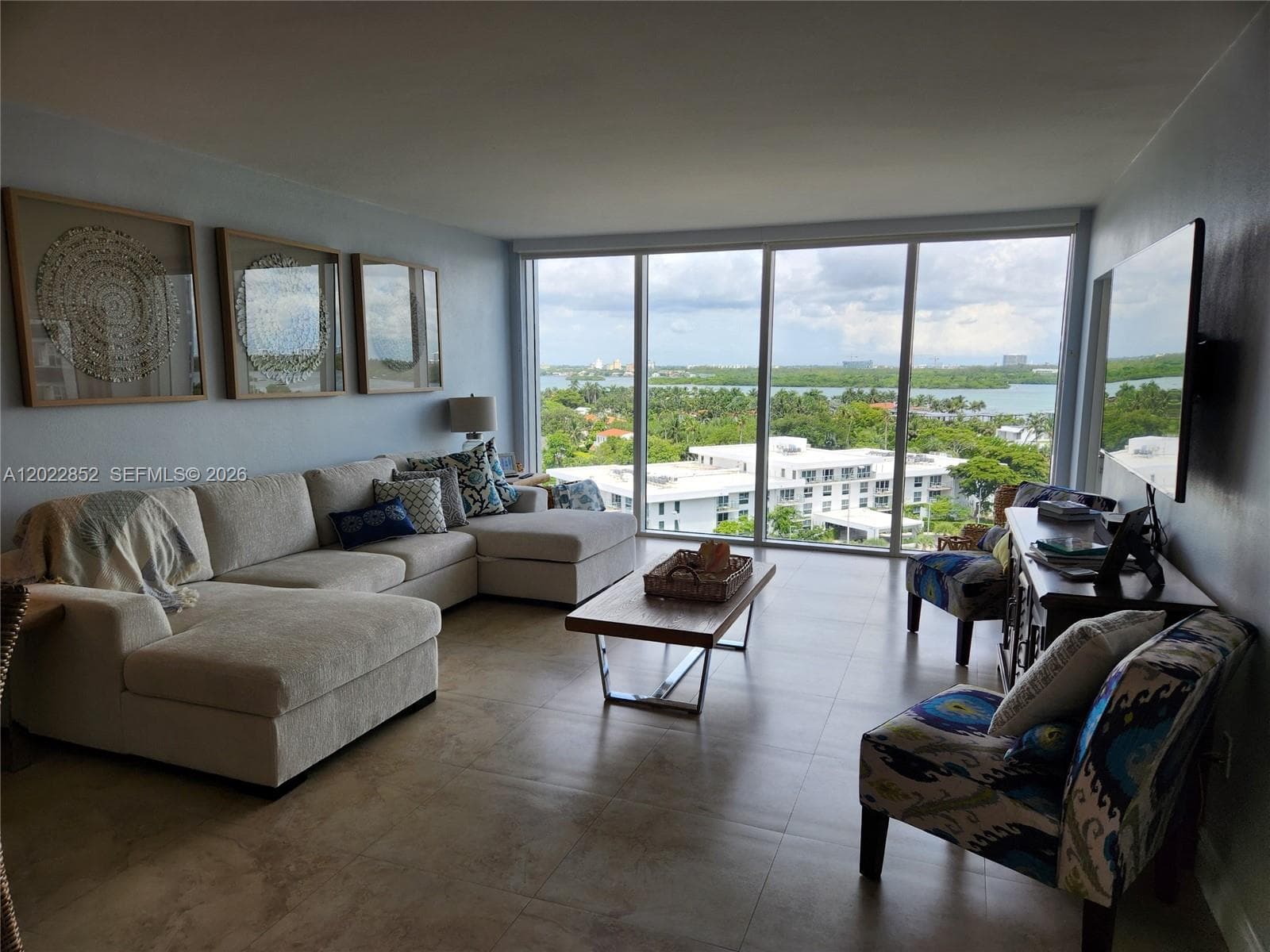10275 Collins Ave 824 photo 2