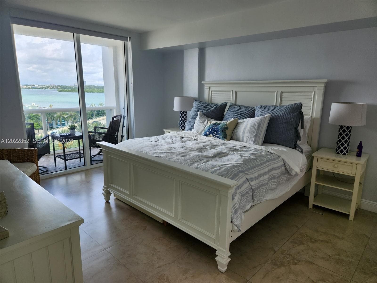 10275 Collins Ave 824 photo 7
