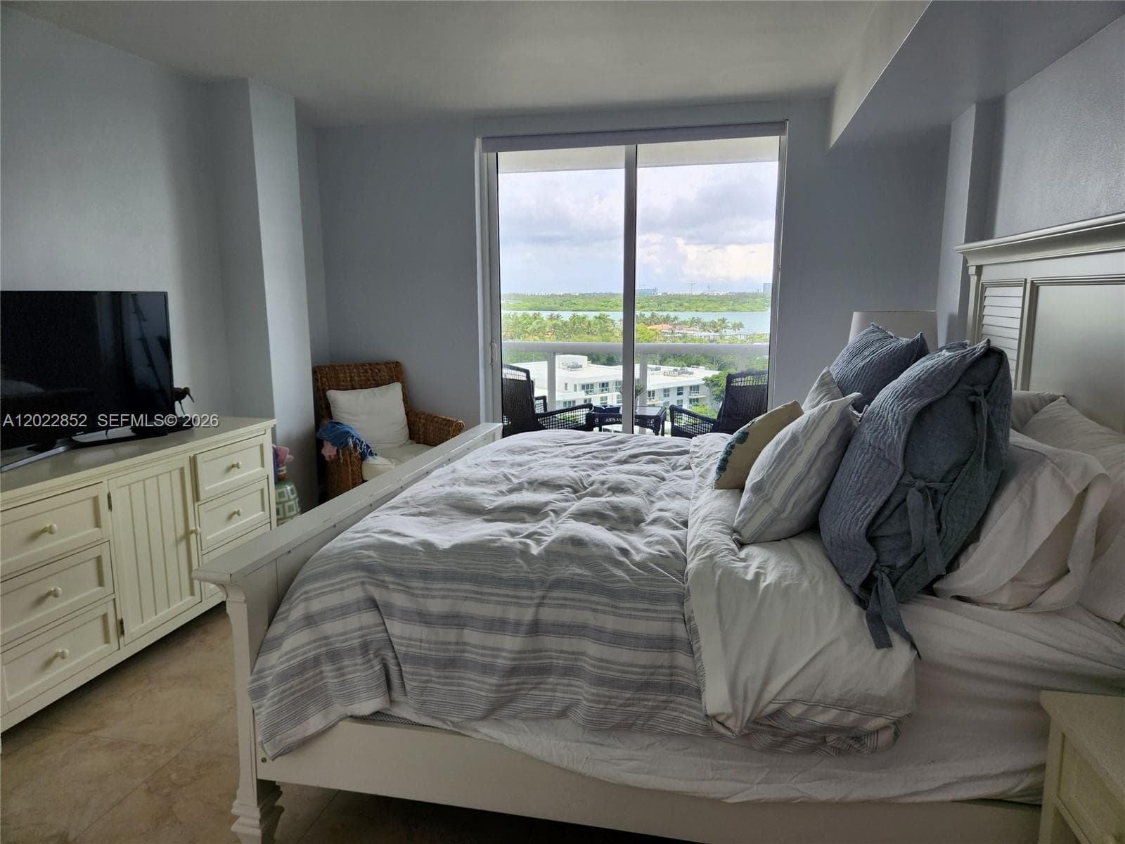 10275 Collins Ave 824 photo 8