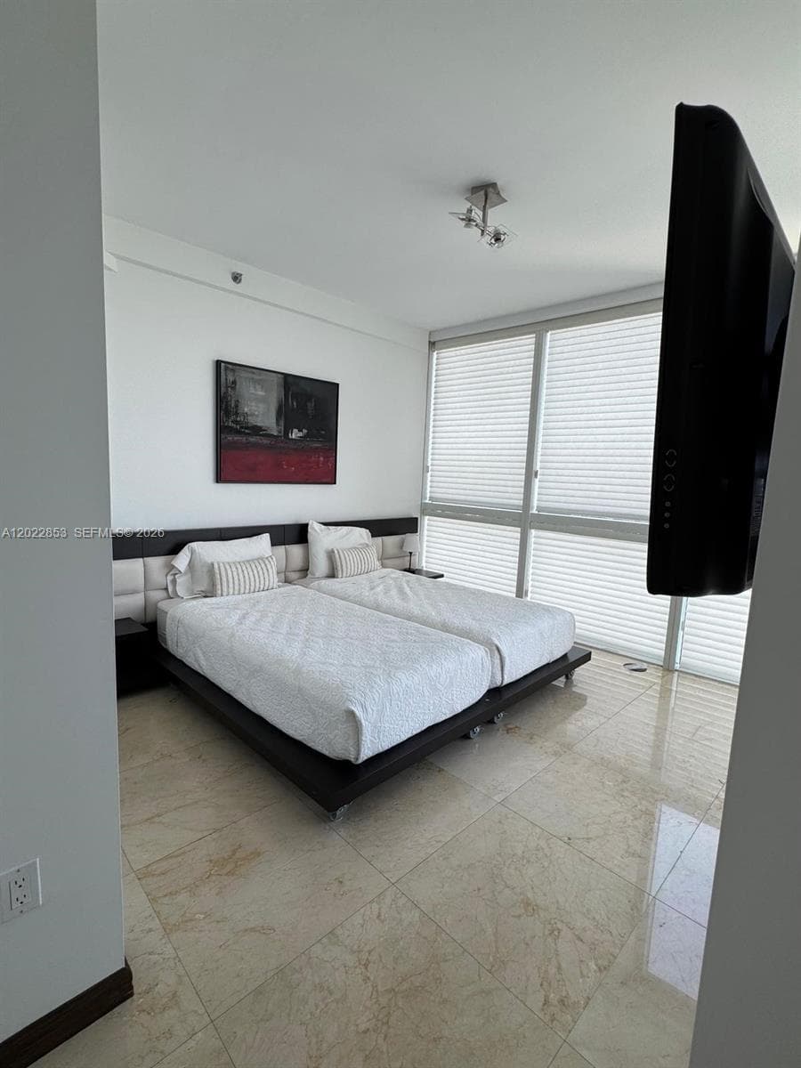 450 Alton Rd 3505 photo 13
