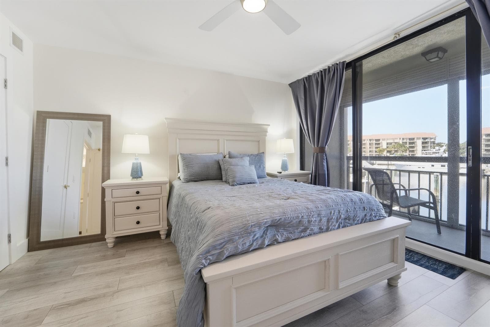 2501 Marina Isle Way 203 photo 24