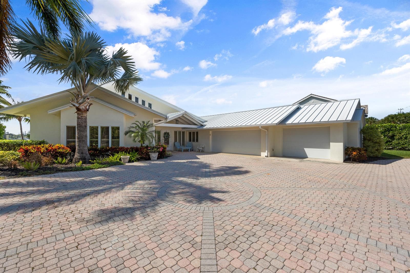 163 River Drive photo 4