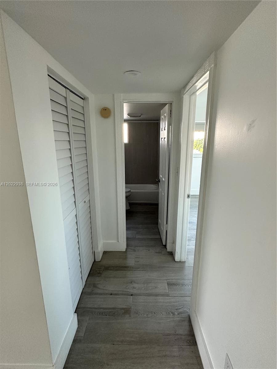 3601 170th St 409 photo 13