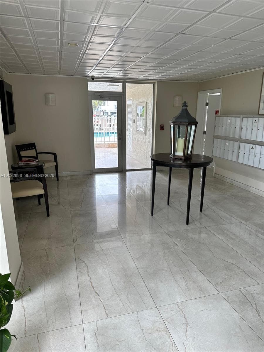 3601 170th St 409 photo 22