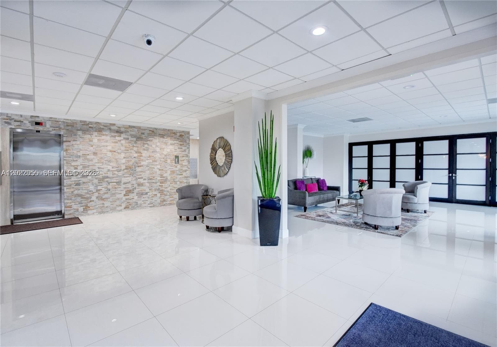 2017 Ocean Dr 808 photo 24
