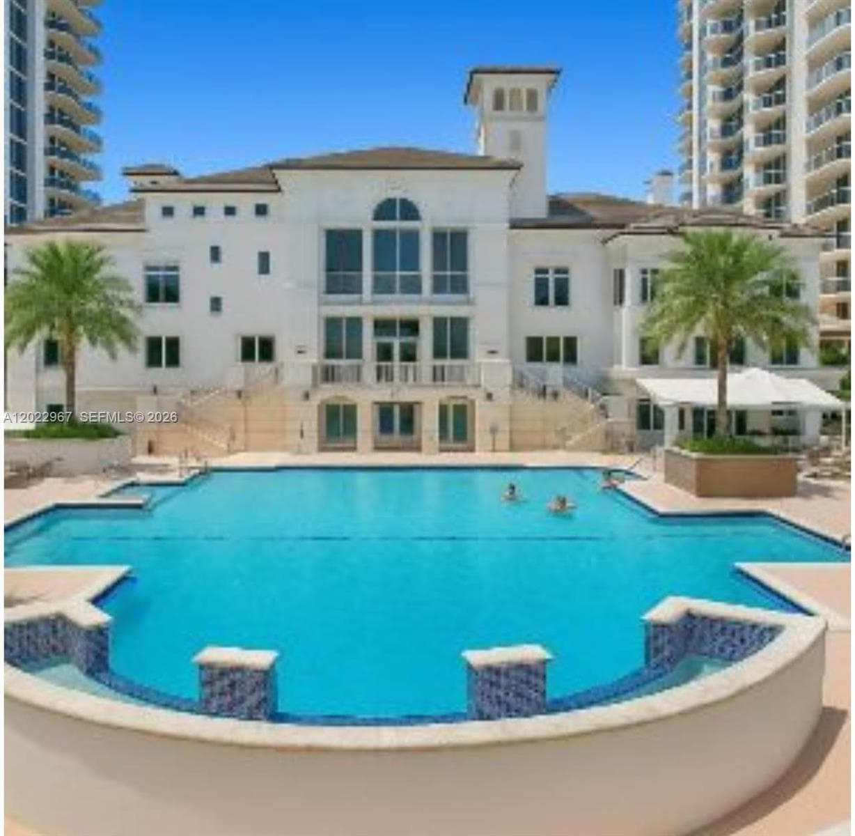 4775 Collins Ave 2806 photo 6