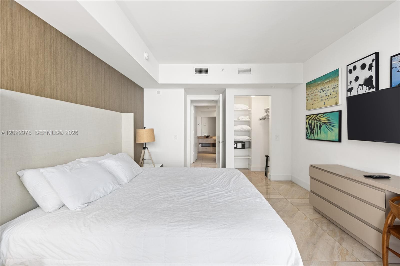 4111 S Ocean Dr 2209 photo 7