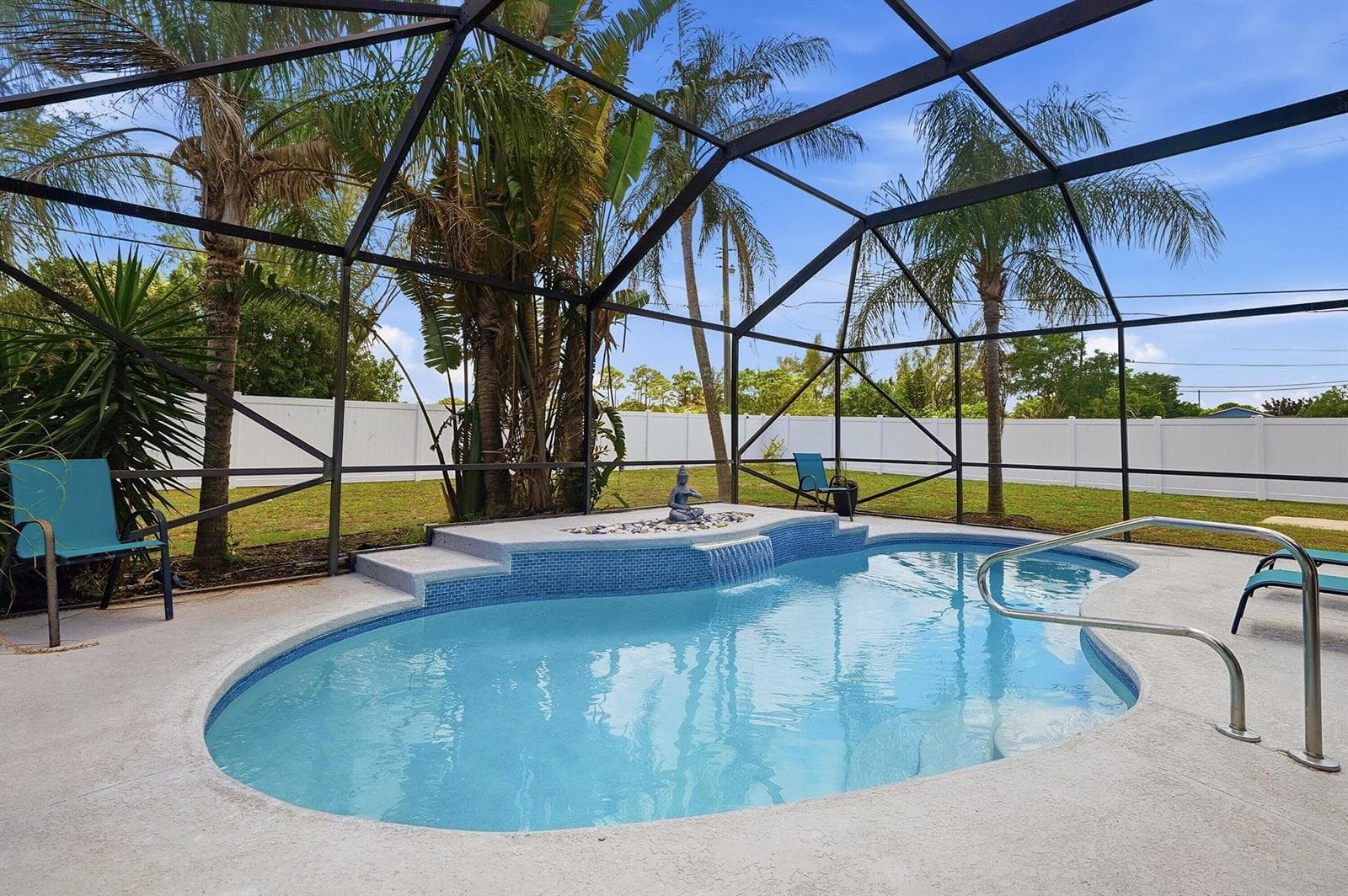 5470 Toronto Road photo 2