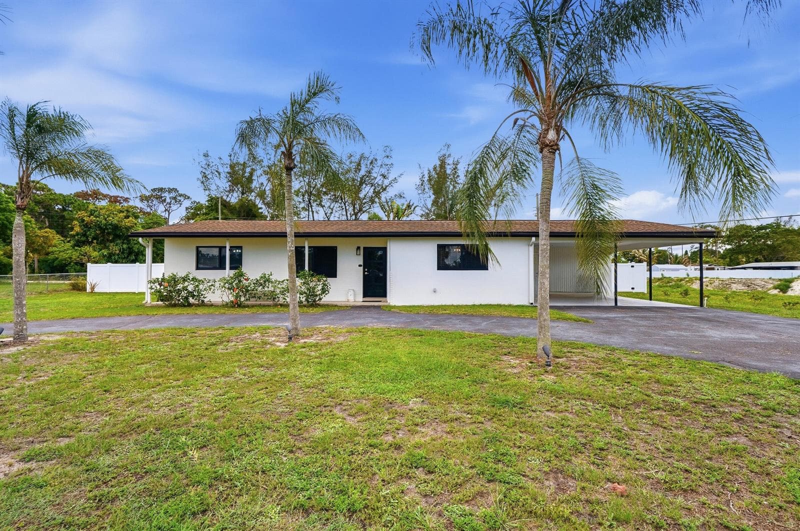 5470 Toronto Road photo 1