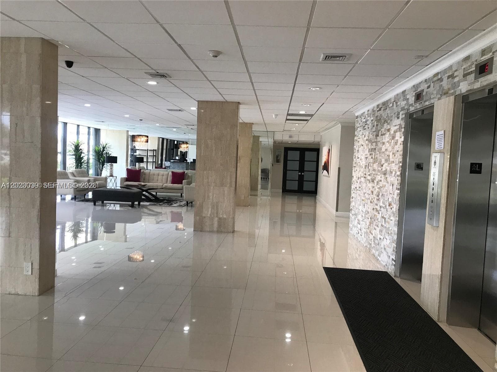 2017 Ocean Dr 1107 photo 23