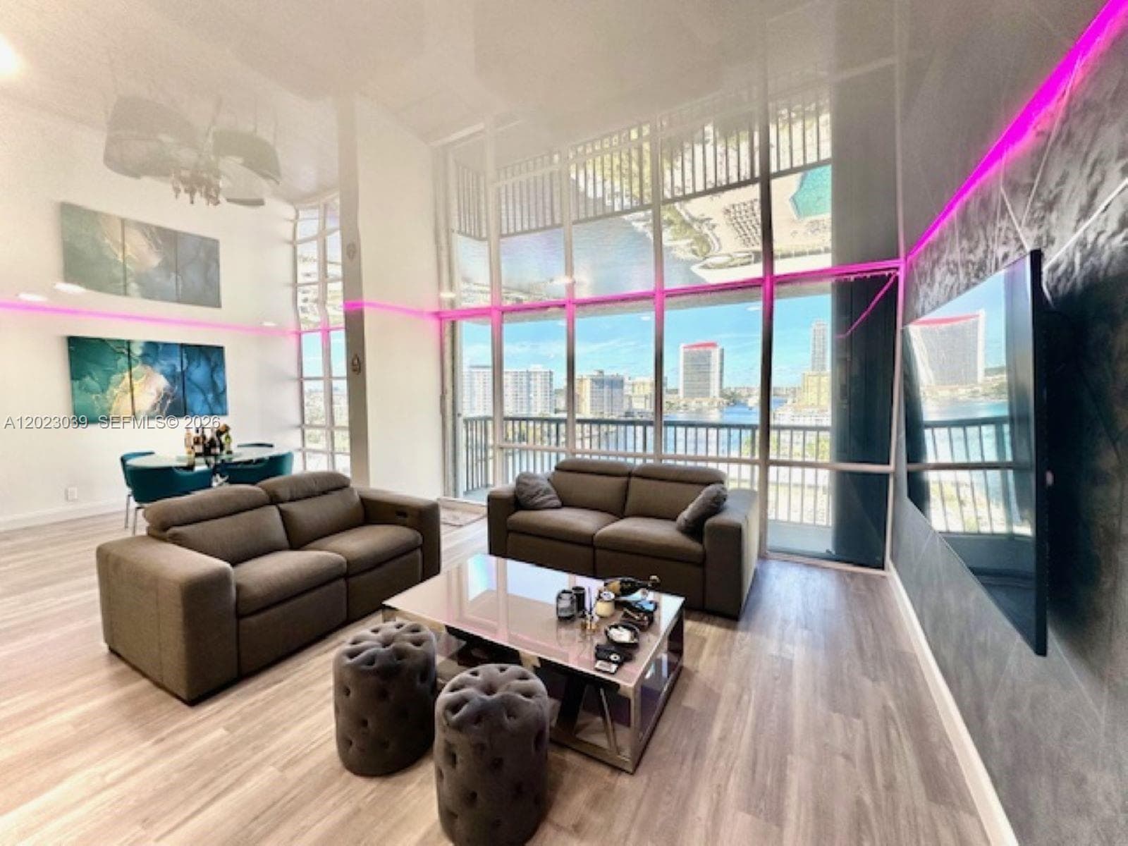 2017 Ocean Dr 1107 photo 13