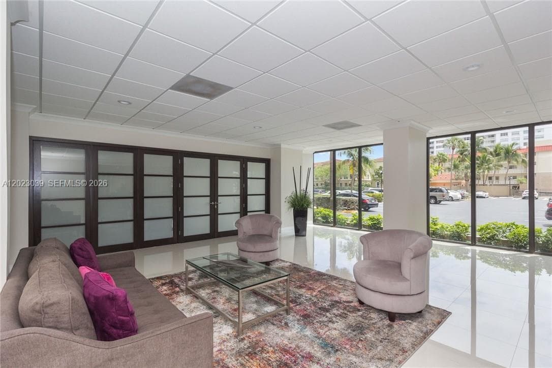 2017 Ocean Dr 1107 photo 22