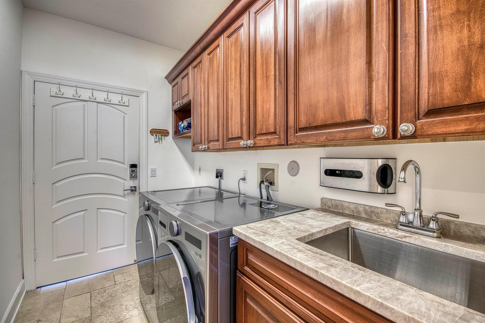 2245 Monet Road photo 24