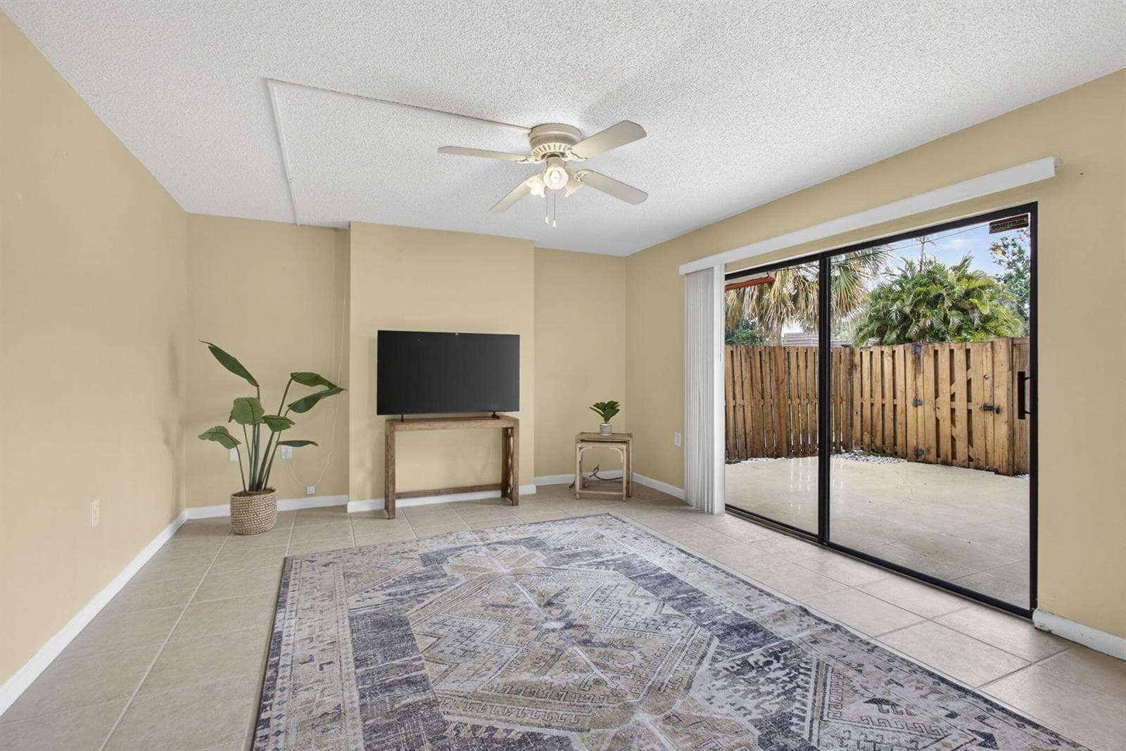 3345 Meridian Way N C photo 13