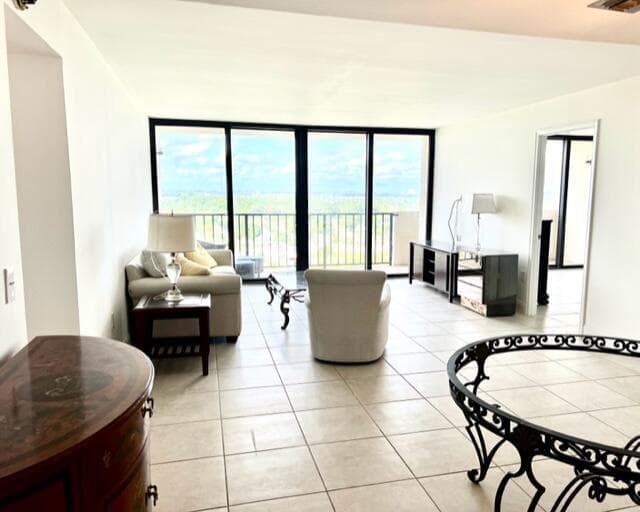 5600 N Flagler Drive 1803 photo 6