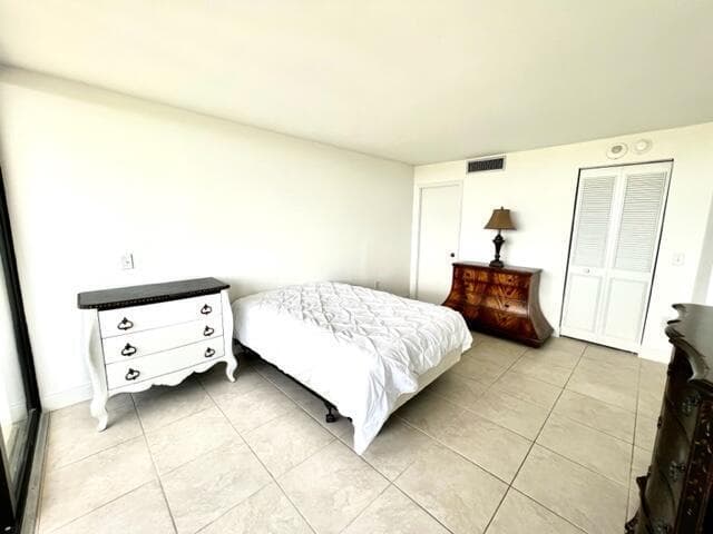 5600 N Flagler Drive 1803 photo 10