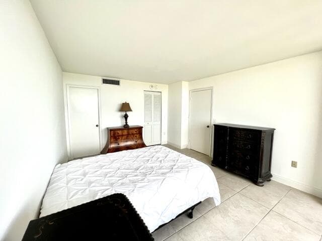 5600 N Flagler Drive 1803 photo 11