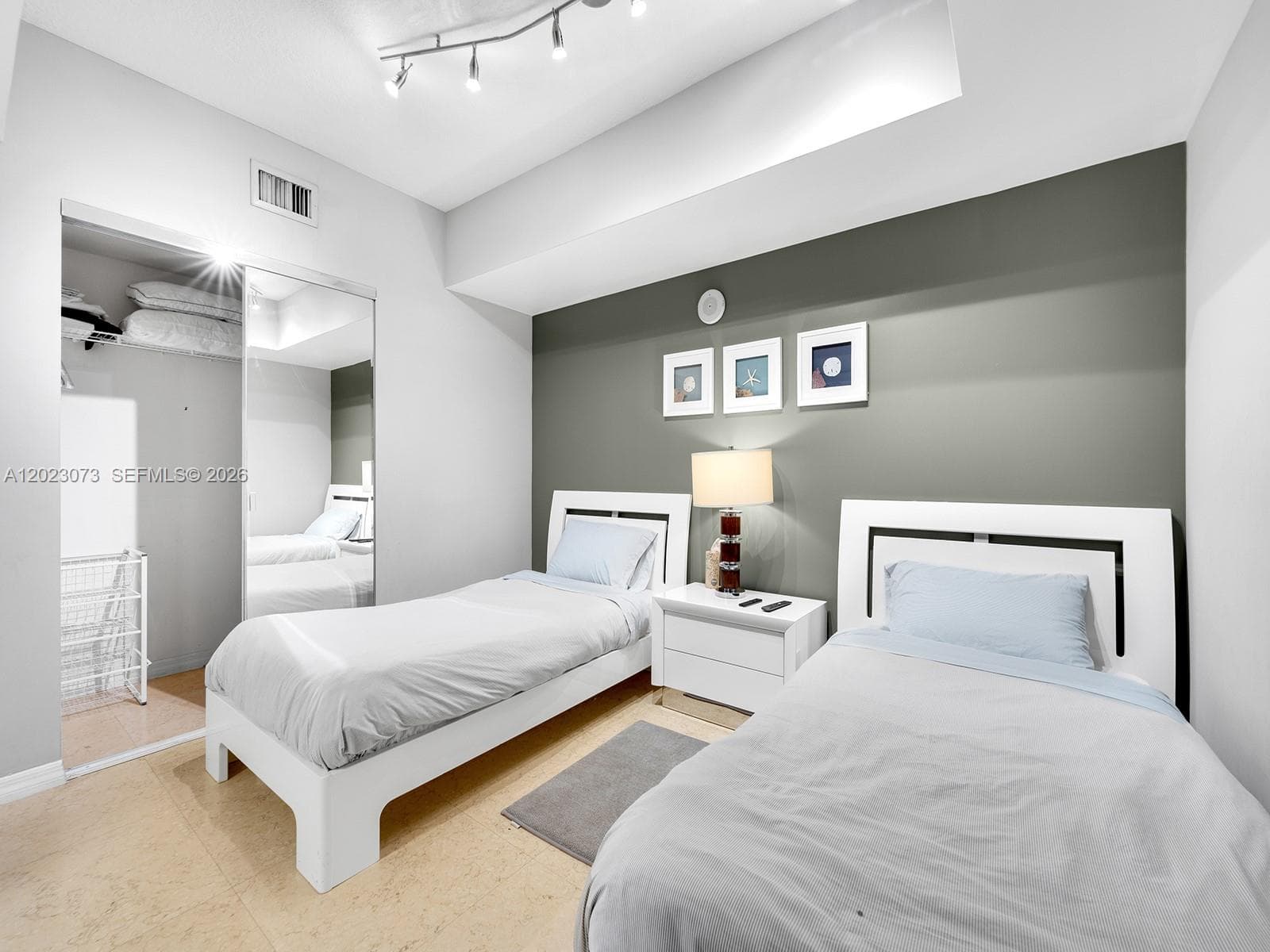 16699 Collins Ave 2906 photo 23