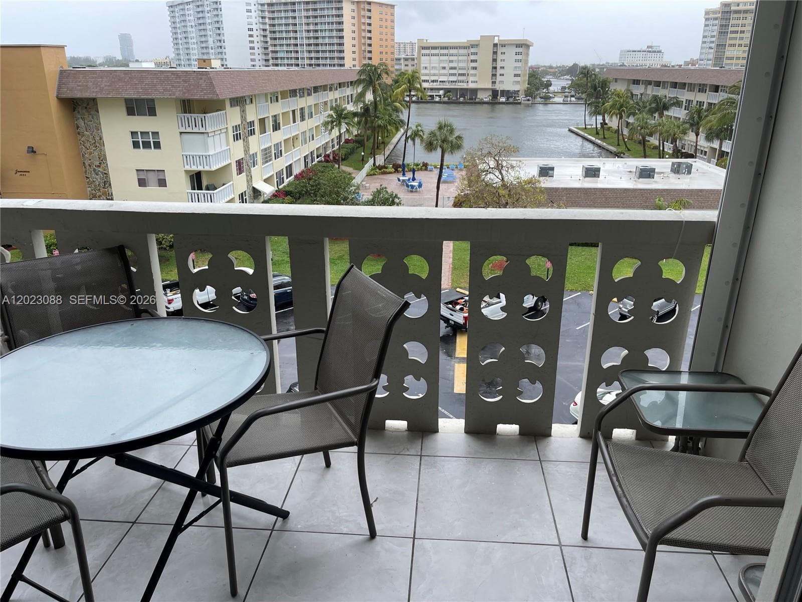 1893 Ocean Dr 506 photo 16