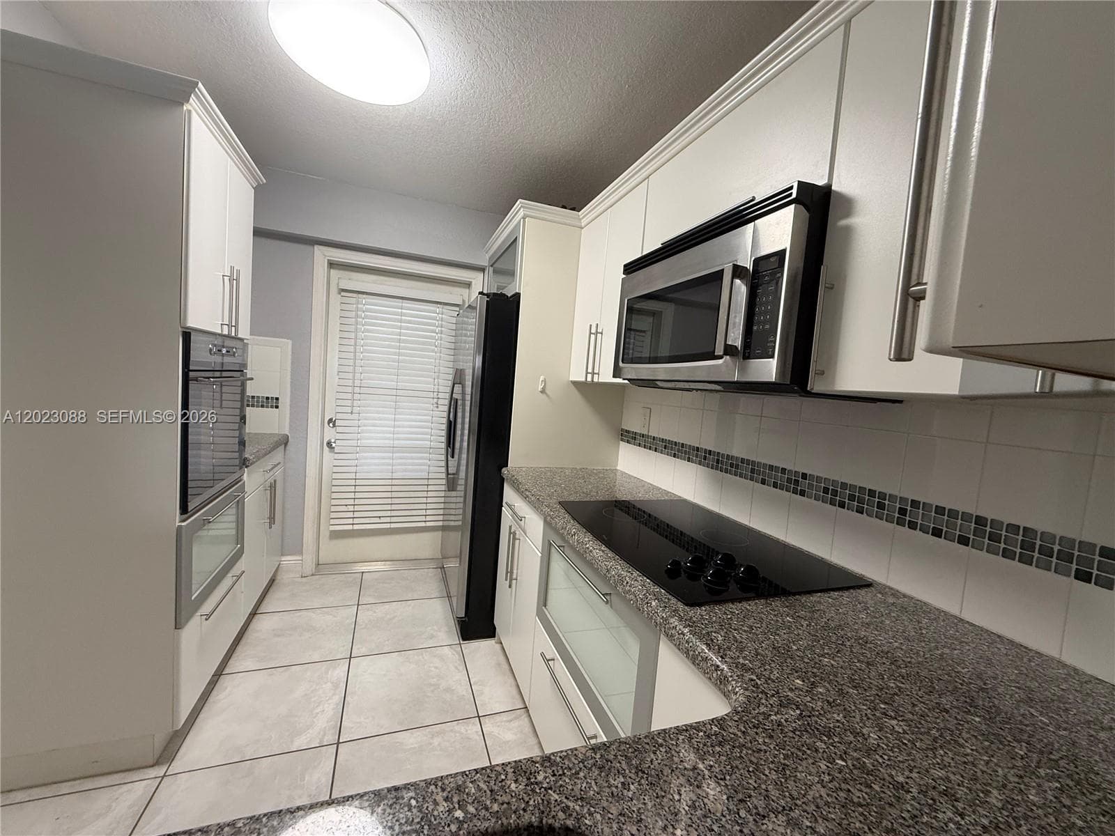 1893 Ocean Dr 506 photo 5