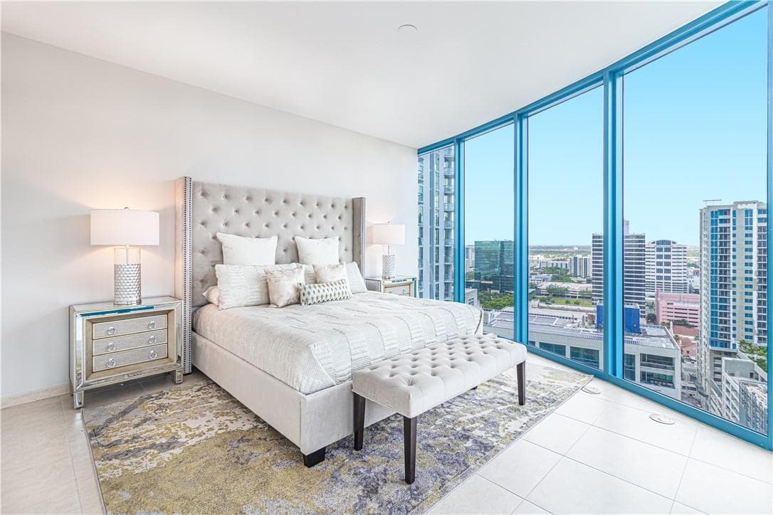 333 Las Olas Way 2608 photo 4