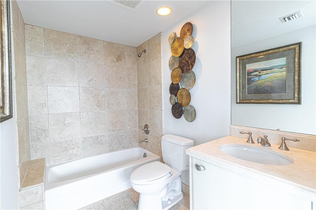 333 Las Olas Way 2608 photo 8