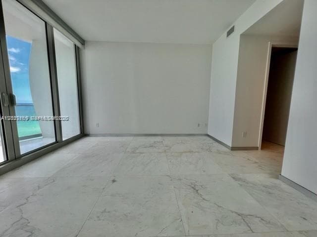 16901 Collins Ave 1104 photo 11