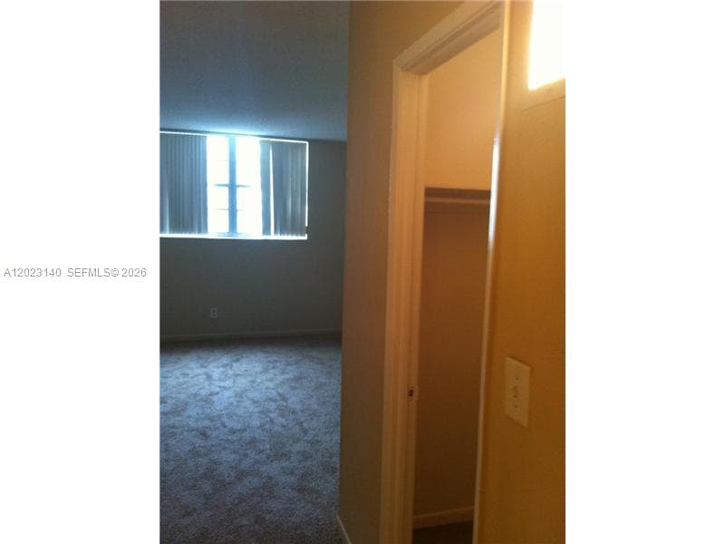 19380 COLLINS AV 607 photo 11