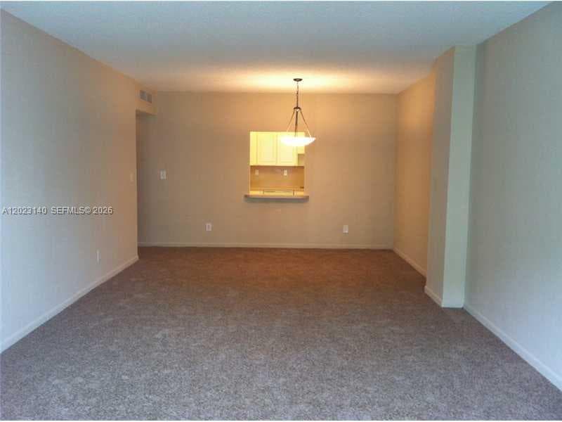 19380 COLLINS AV 607 photo 8