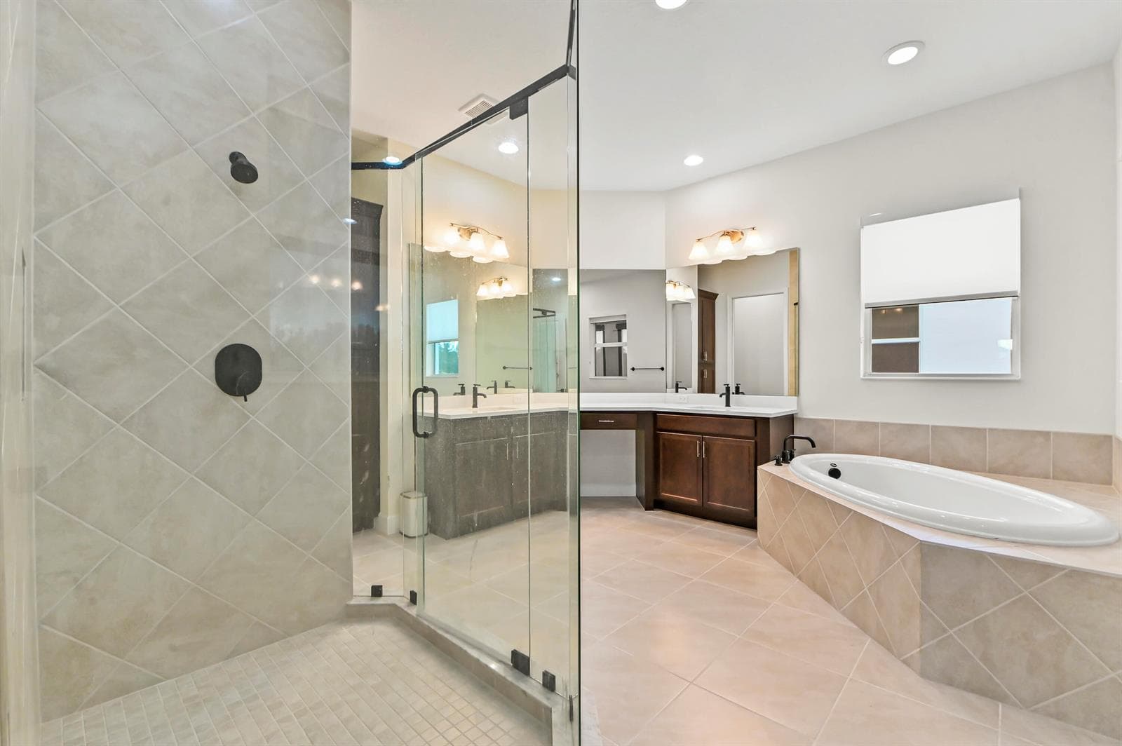 15030 Wildwood Circle photo 24