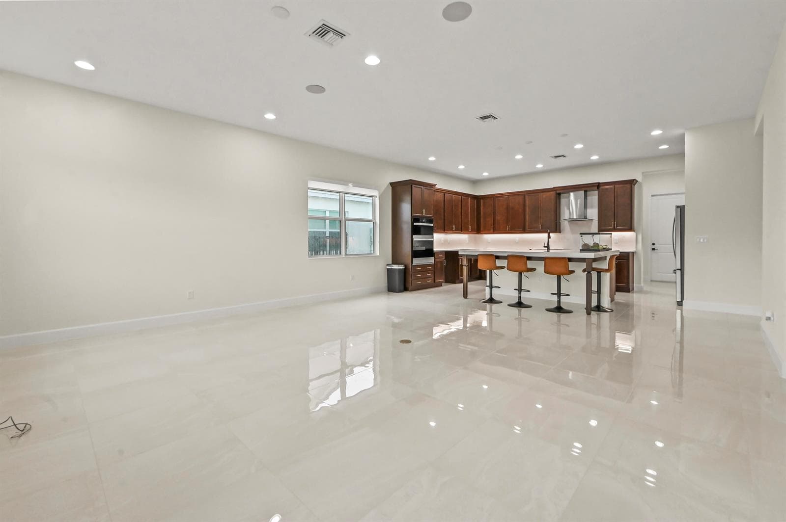 15030 Wildwood Circle photo 11