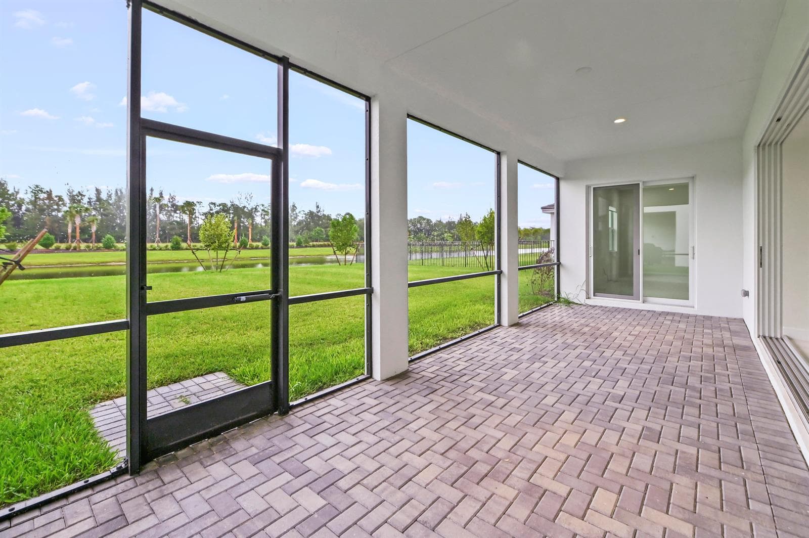 15030 Wildwood Circle photo 4