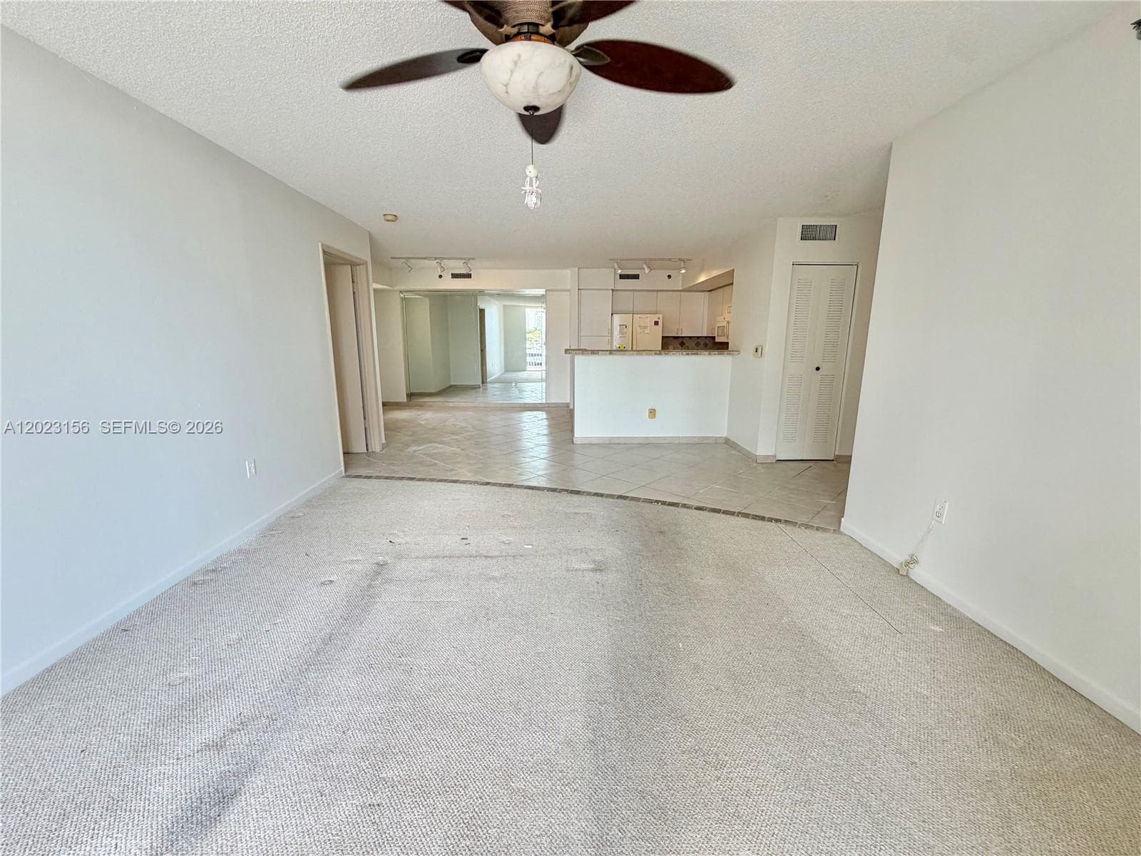 19877 Country Club Dr 3408 photo 17