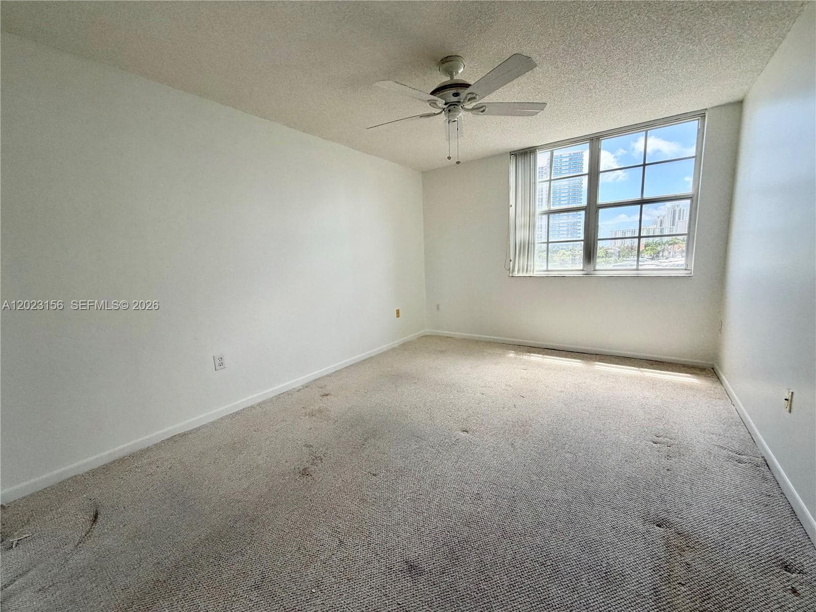 19877 Country Club Dr 3408 photo 18
