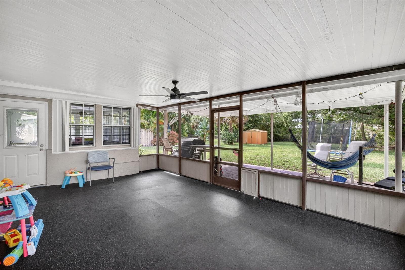 633 NW 30th Street photo 20
