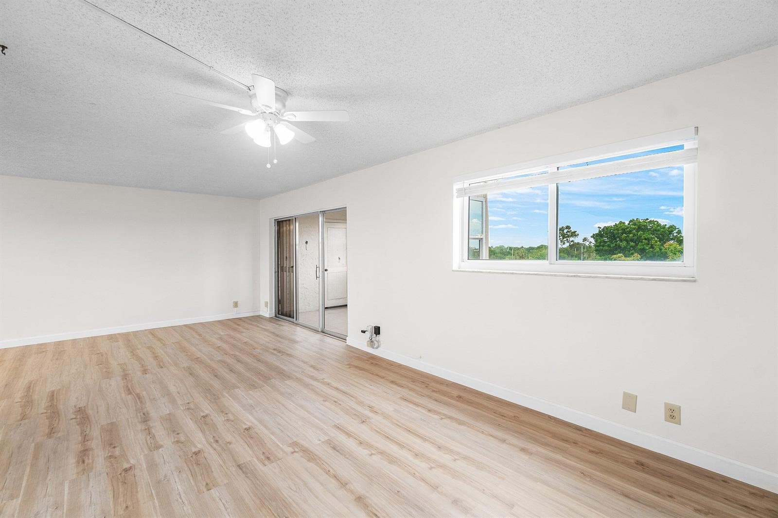 725 Lori Drive 412 photo 17