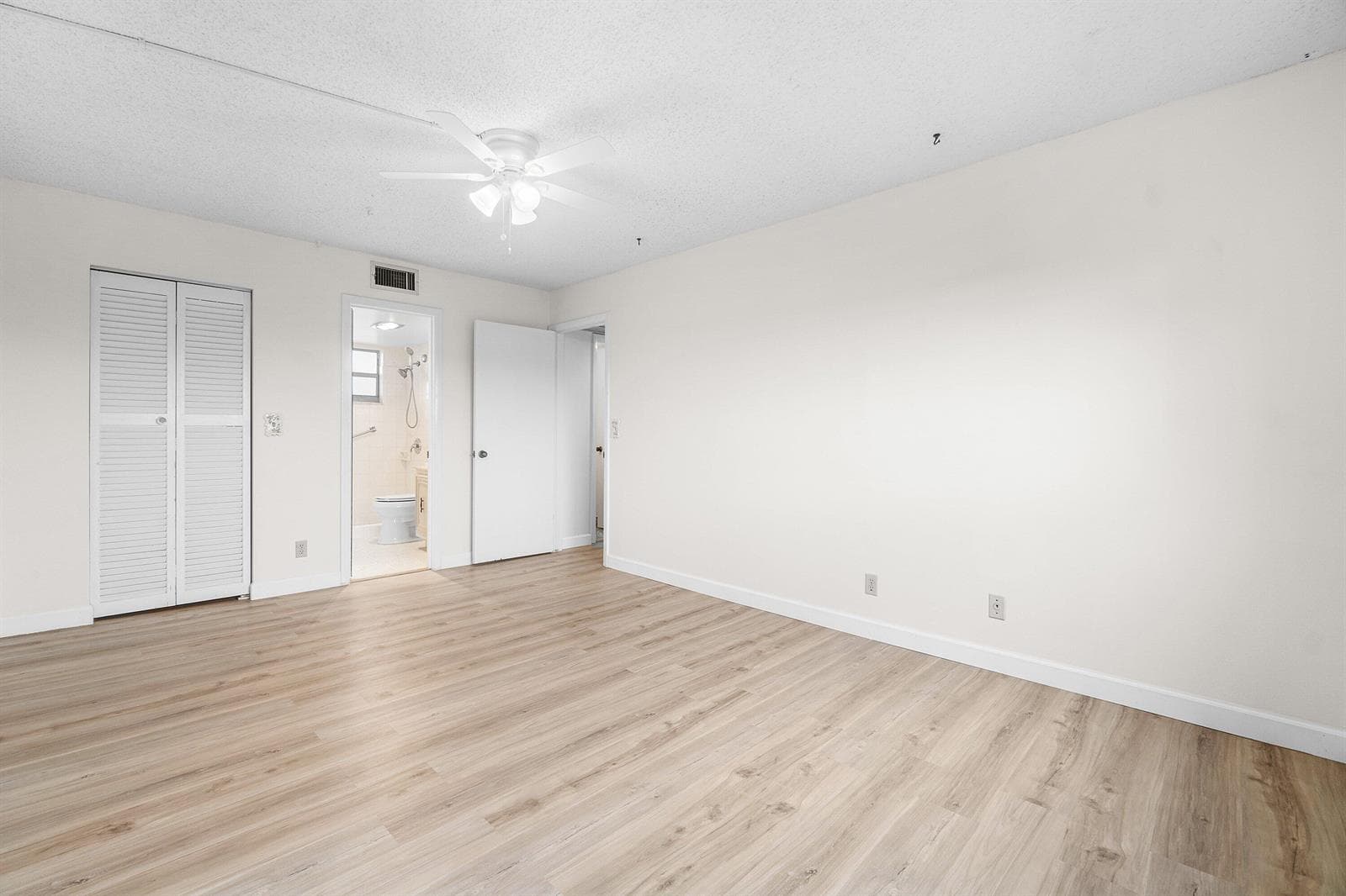 725 Lori Drive 412 photo 22