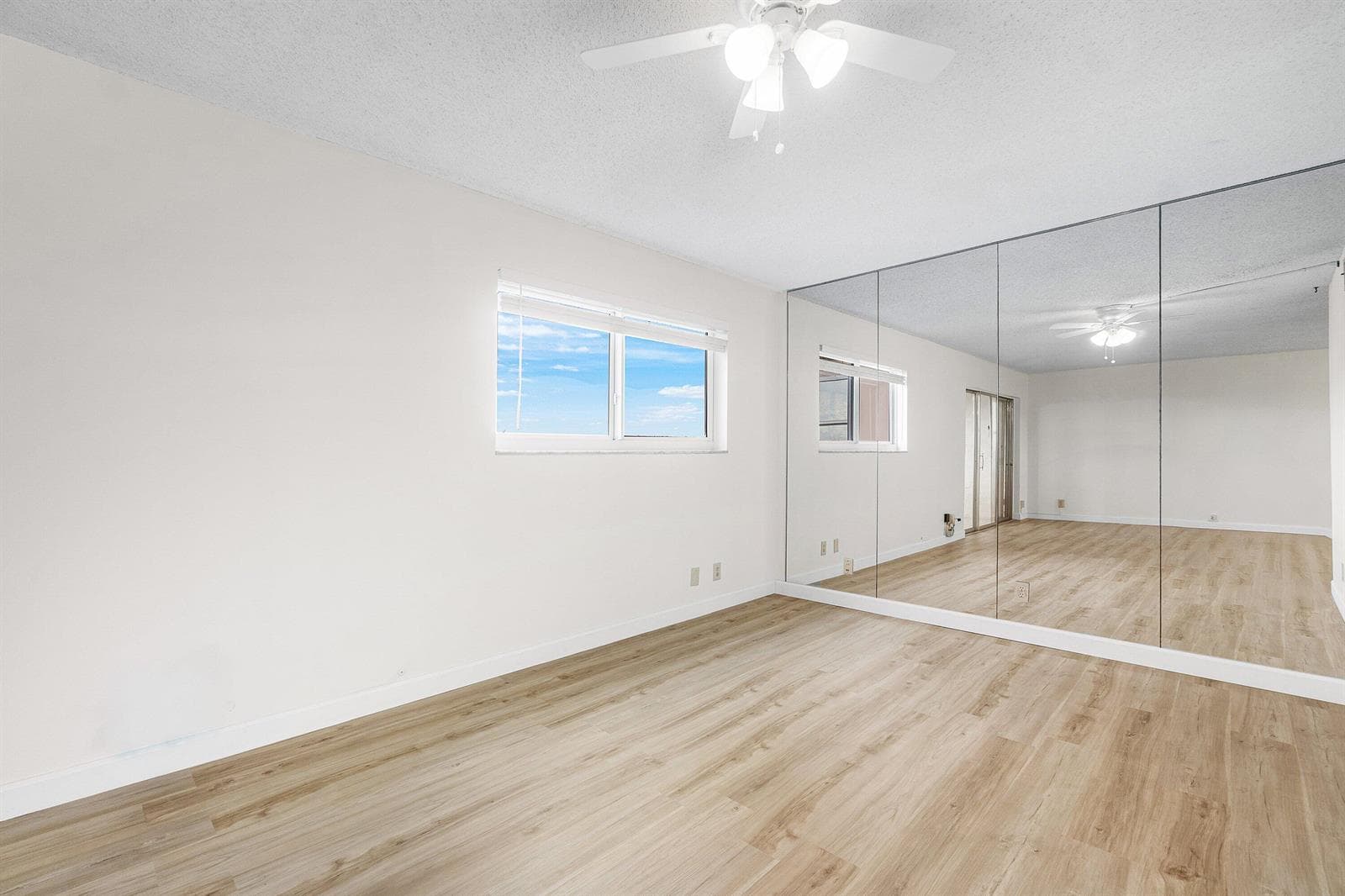 725 Lori Drive 412 photo 10