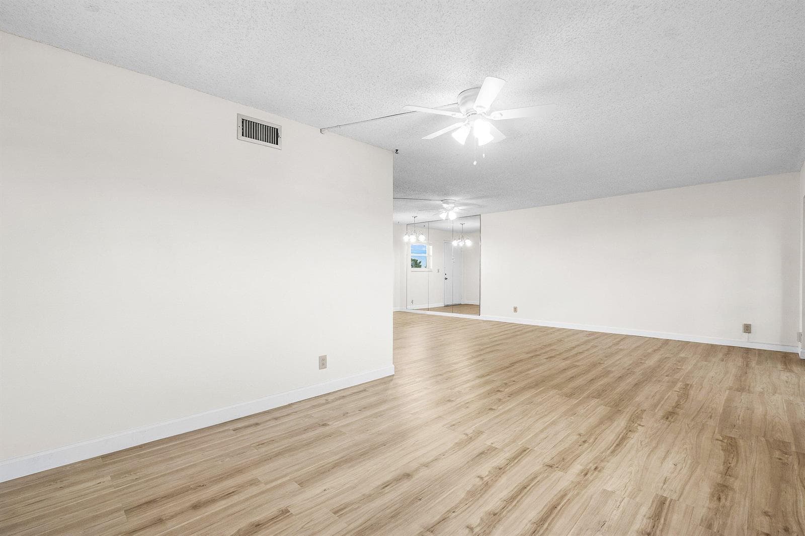 725 Lori Drive 412 photo 11