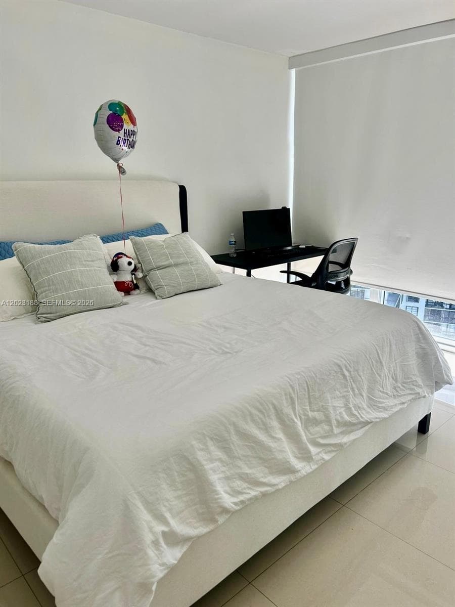 2451 Brickell Ave 16J photo 6