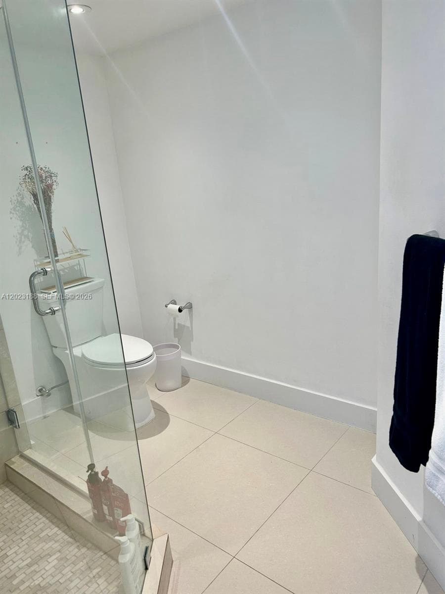 2451 Brickell Ave 16J photo 5